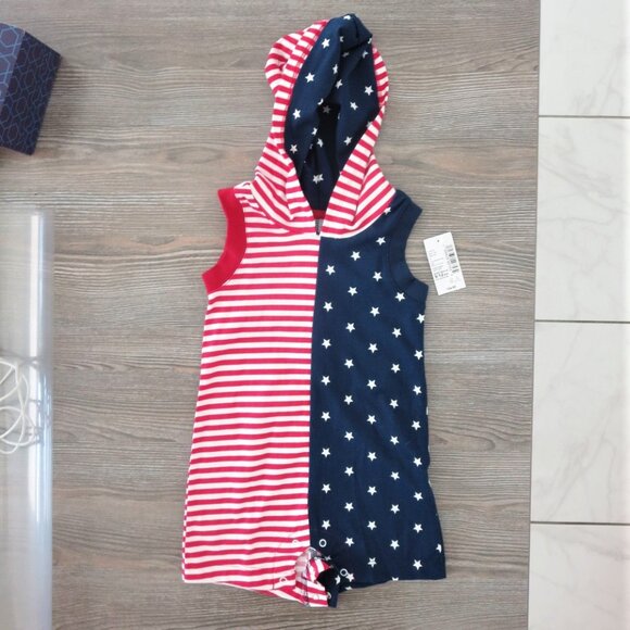 New Stars & Stripes Hooded Sleeveless Onesie Romper Unisex 9M / 12M NWT Patriot - Picture 1 of 7